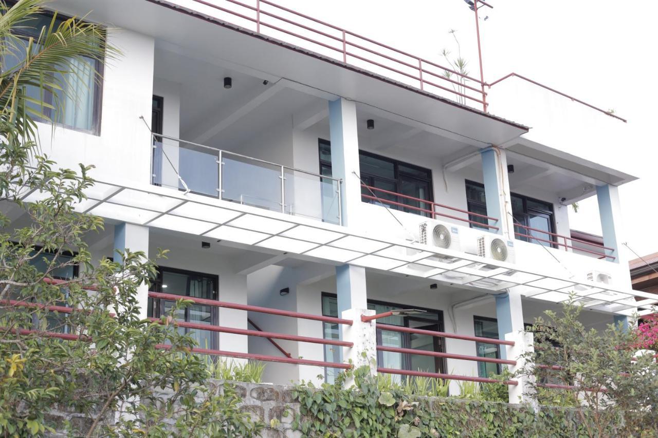 Casa Noah Hotel Tagaytay City Exterior photo